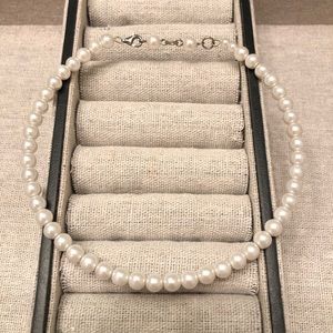 Pearl choker necklace